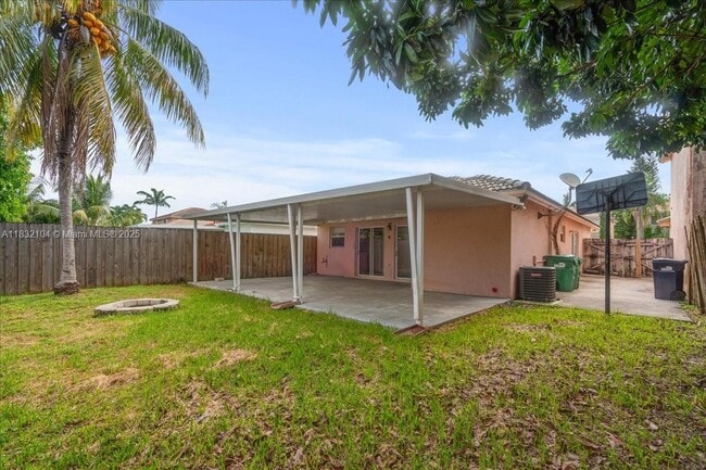 Building Photo - 21462 SW 88th Pl