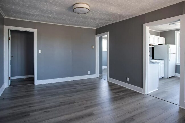 Building Photo - 3581 Robert C Byrd Dr