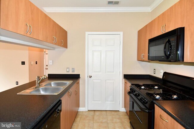 Building Photo - 13502 Derry Glen Ct
