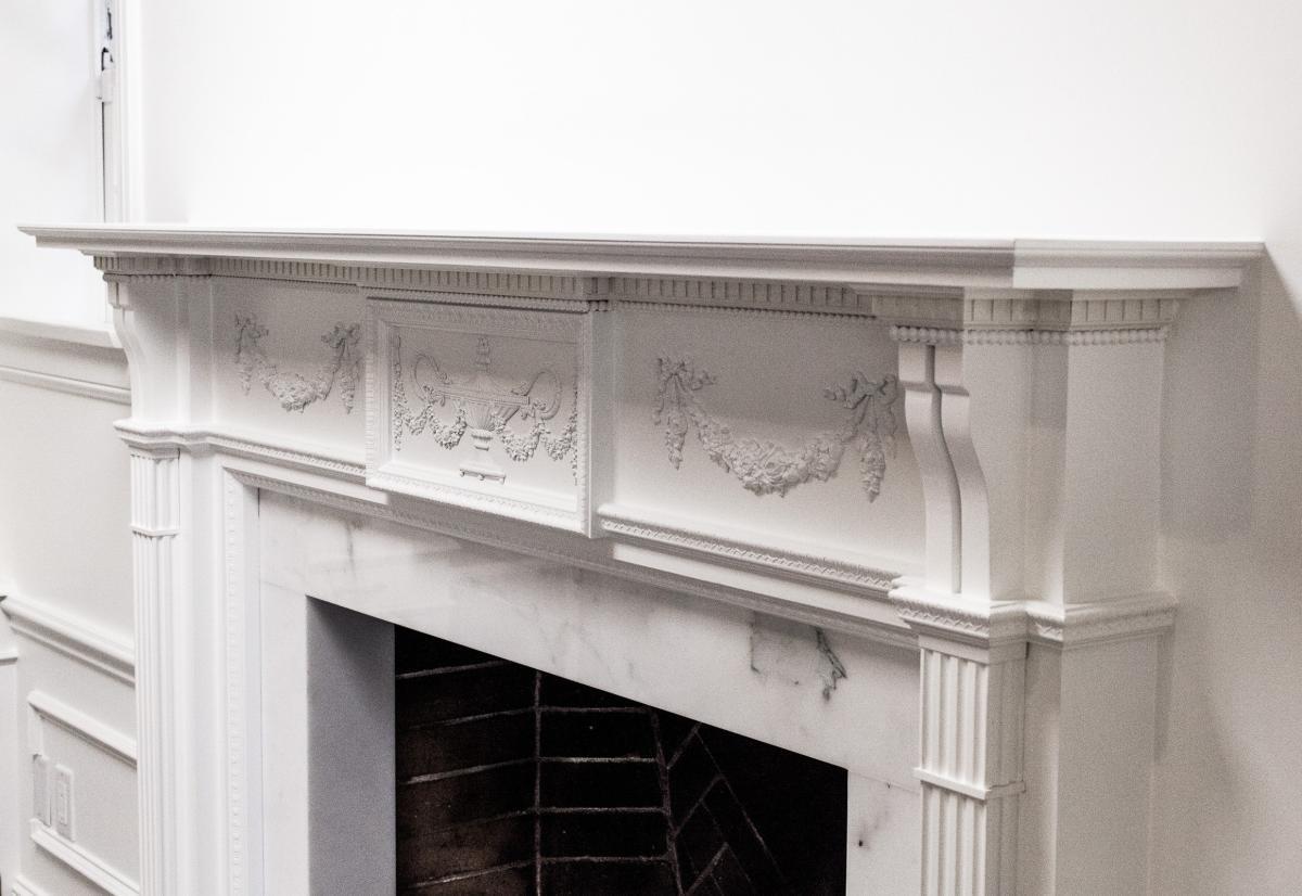 Building Photo - 3915 Benedict Canyon Dr