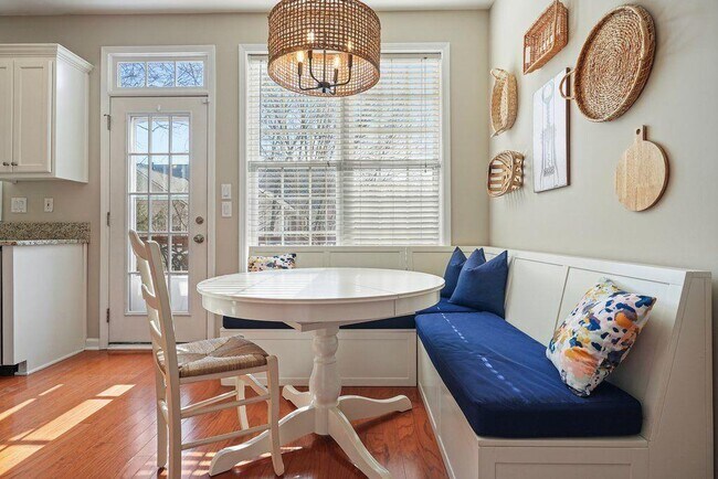 Building Photo - 3803 Waters Edge Trail