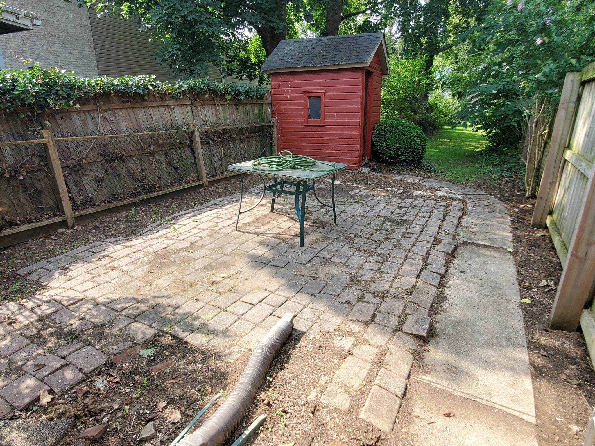 Building Photo - 166 E Pomfret St