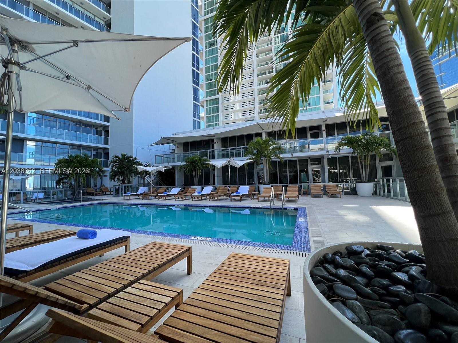 Building Photo - 1100 Biscayne Blvd