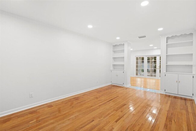 Building Photo - 3125 Waverly Ave