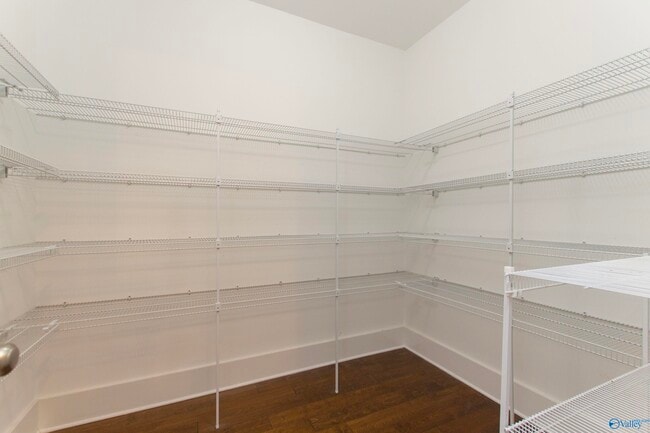 Building Photo - 2121 S Meadows Dr