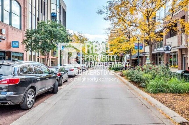 Building Photo - 125 S Kalamazoo Mall