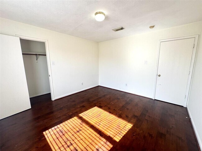 Building Photo - 4026 Owl Echo Ct