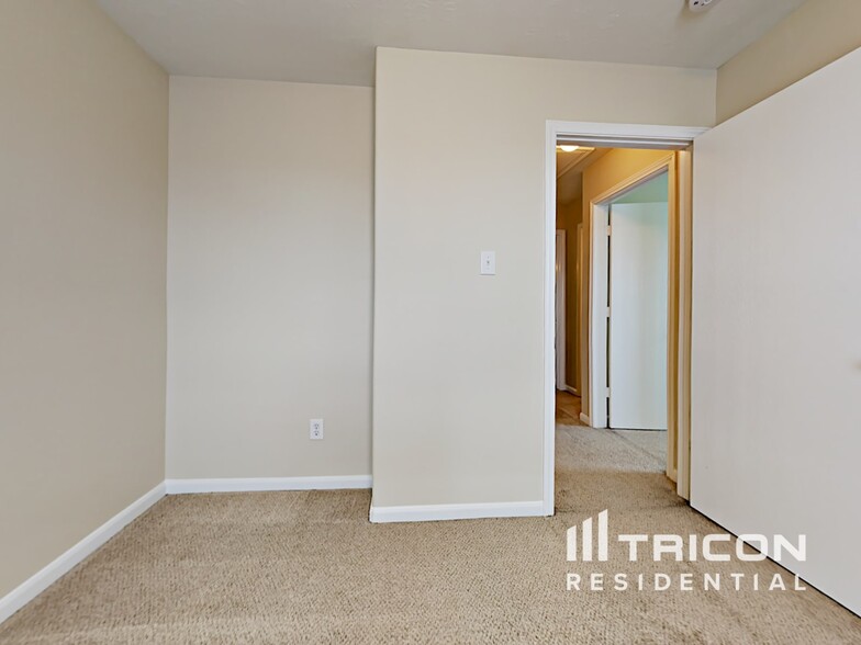 Building Photo - 8703 Texas Acorn Ave
