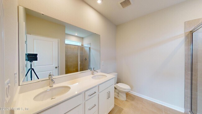 Building Photo - 299 Spruce Hl Pt