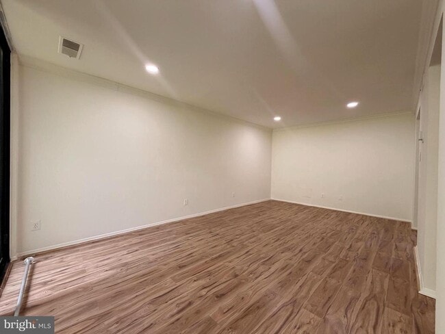 Building Photo - 487 N Armistead St