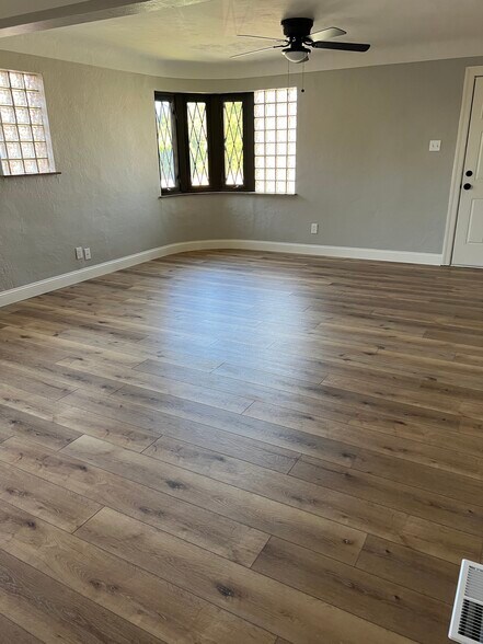 Living Room - 3014 Maywood Ave