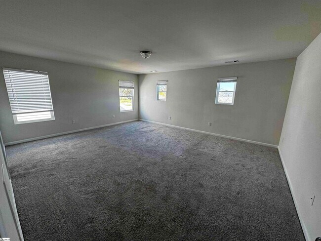 Building Photo - 236 Wadsworth Rd