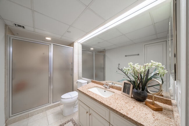 Building Photo - 1 Towers Park Ln