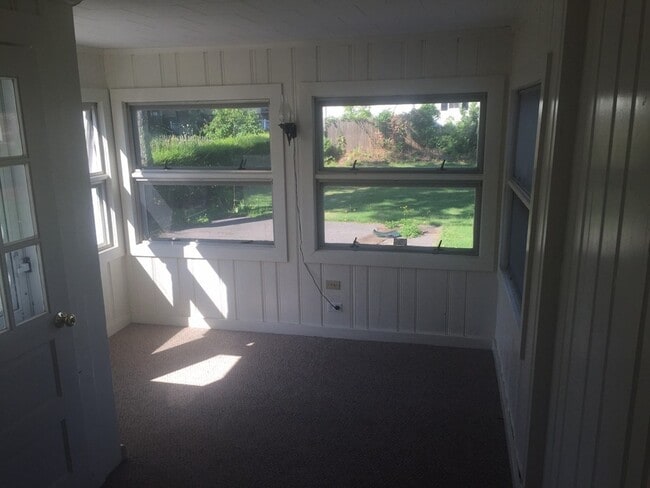 Building Photo - 46 Boudreau Ave