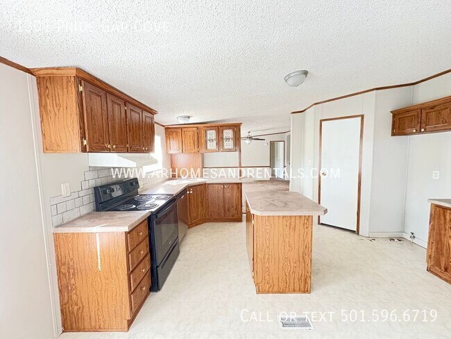 Building Photo - 1301 Pride Gap Cove