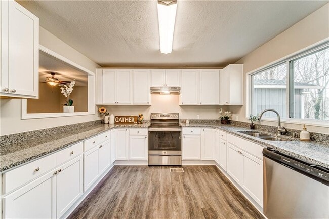 Building Photo - 2563 GA-101
