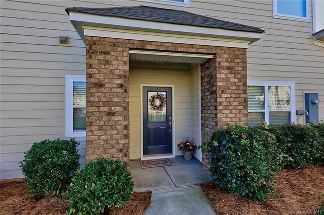 Primary Photo - 8517 Loxton Cir