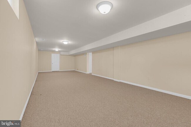 Building Photo - 13072 Autumn Willow Dr