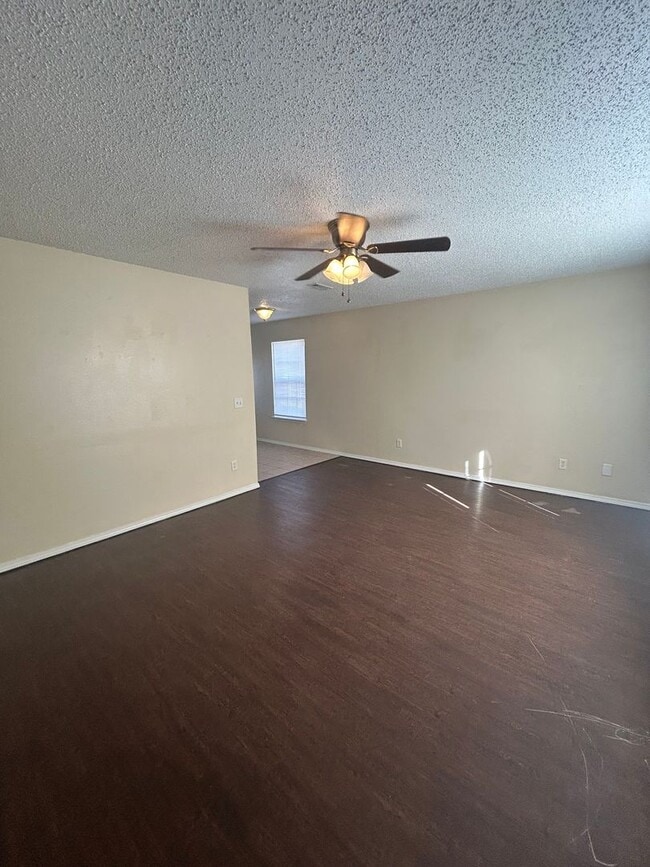 Building Photo - 3400 SW Landau Ct