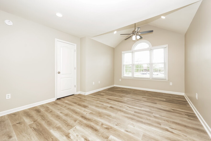 Building Photo - 1327 Cason Ln