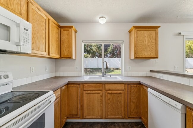 Building Photo - 123 Chapparosa Ct E