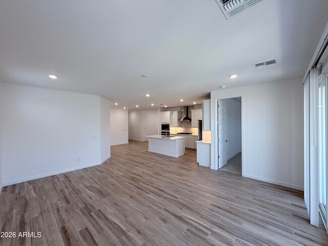 Building Photo - 6999 W Pinnacle Vista Dr