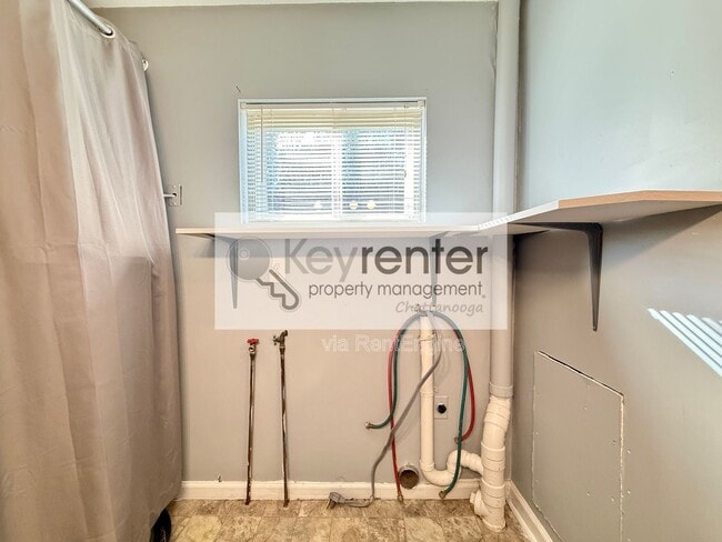 Building Photo - 3806 Kellys Ferry Rd