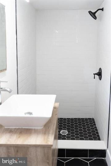 Building Photo - 2937 Nicholas St