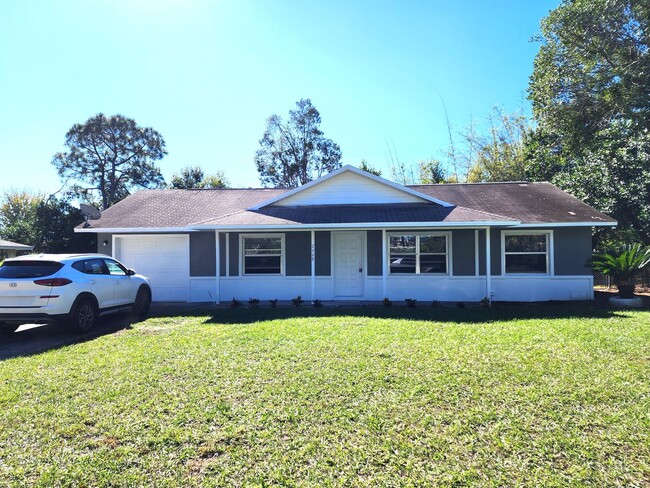 Primary Photo - Open Floor Plan; New Flooring and Paint; L...