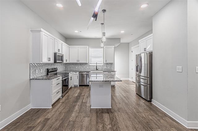 Building Photo - 313 N Mill St