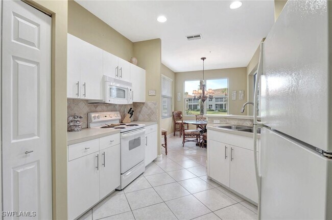 Building Photo - 784 Carrick Bend Cir
