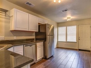 Building Photo - 6403 Auburn Dr