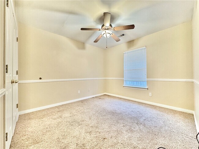 Building Photo - 2609 Drexelwood Dr