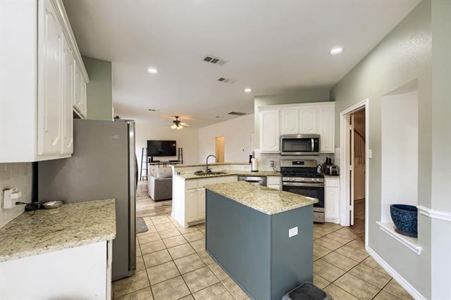 Building Photo - 5016 Coral Creek Dr