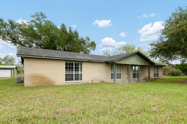 Building Photo - 4800 Mile 6 Rd