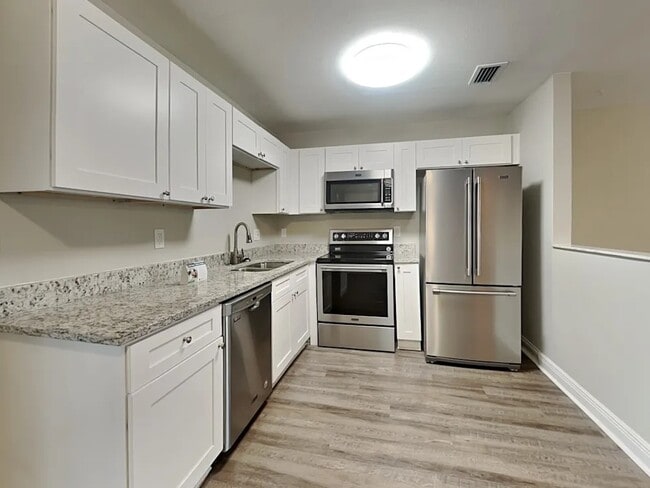 Building Photo - 6204 Frost Dr