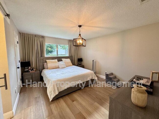 Building Photo - 15912 Indian Wells Ct