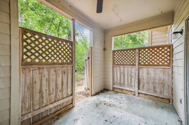 Building Photo - 25 Stone Creek Pl