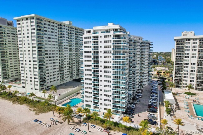 Building Photo - 3430 Galt Ocean Dr