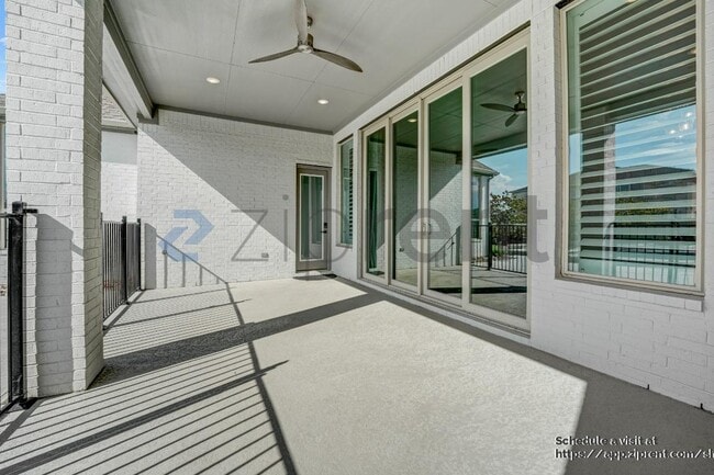Building Photo - 144 Arbolado Lp