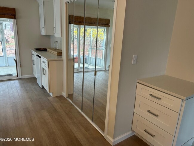 Building Photo - 99 San Carlos St