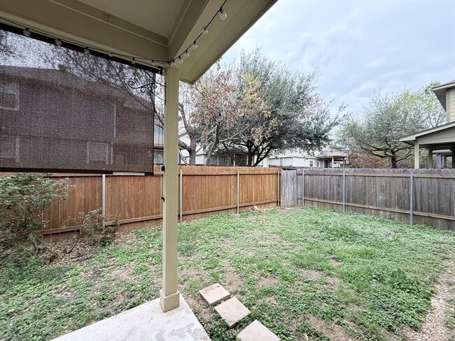 Building Photo - 8712 Wood Stork Dr