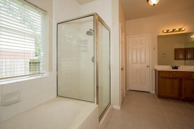 Building Photo - 7714 Danehill Dr