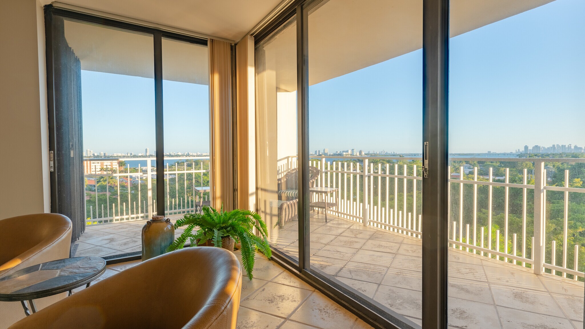 Building Photo - 1000 Quayside Ter