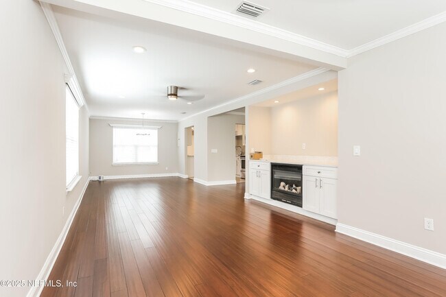 Building Photo - 4127 Shirley Ave
