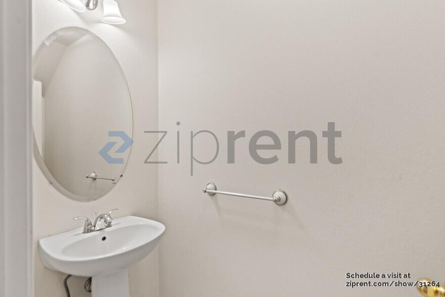 Building Photo - 3774 Florian St