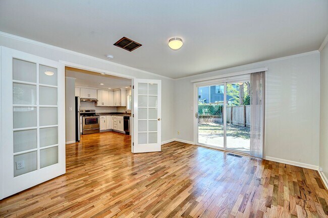 Building Photo - Lynnwood Rambler