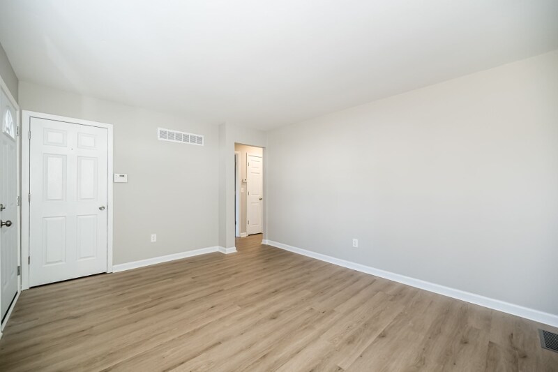 Building Photo - 3282 Malinda Ct