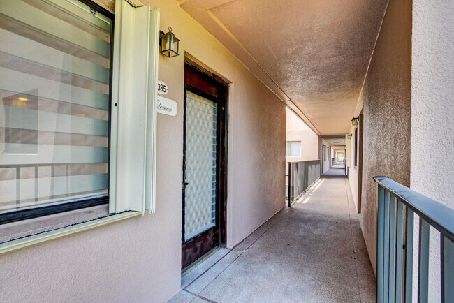 Building Photo - 15109 Ashland Dr