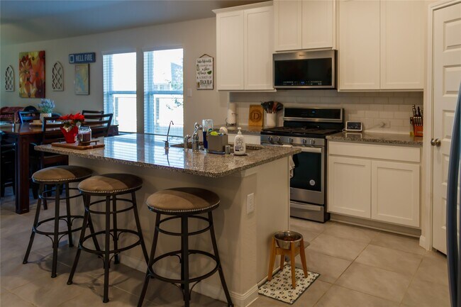 Building Photo - 10201 Waterwall Ln